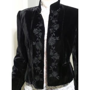 Apt.9 Black Velvet Cropped Embroidered Jacket 10